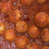 POLPETTE DI RICOTTA AL SUGO